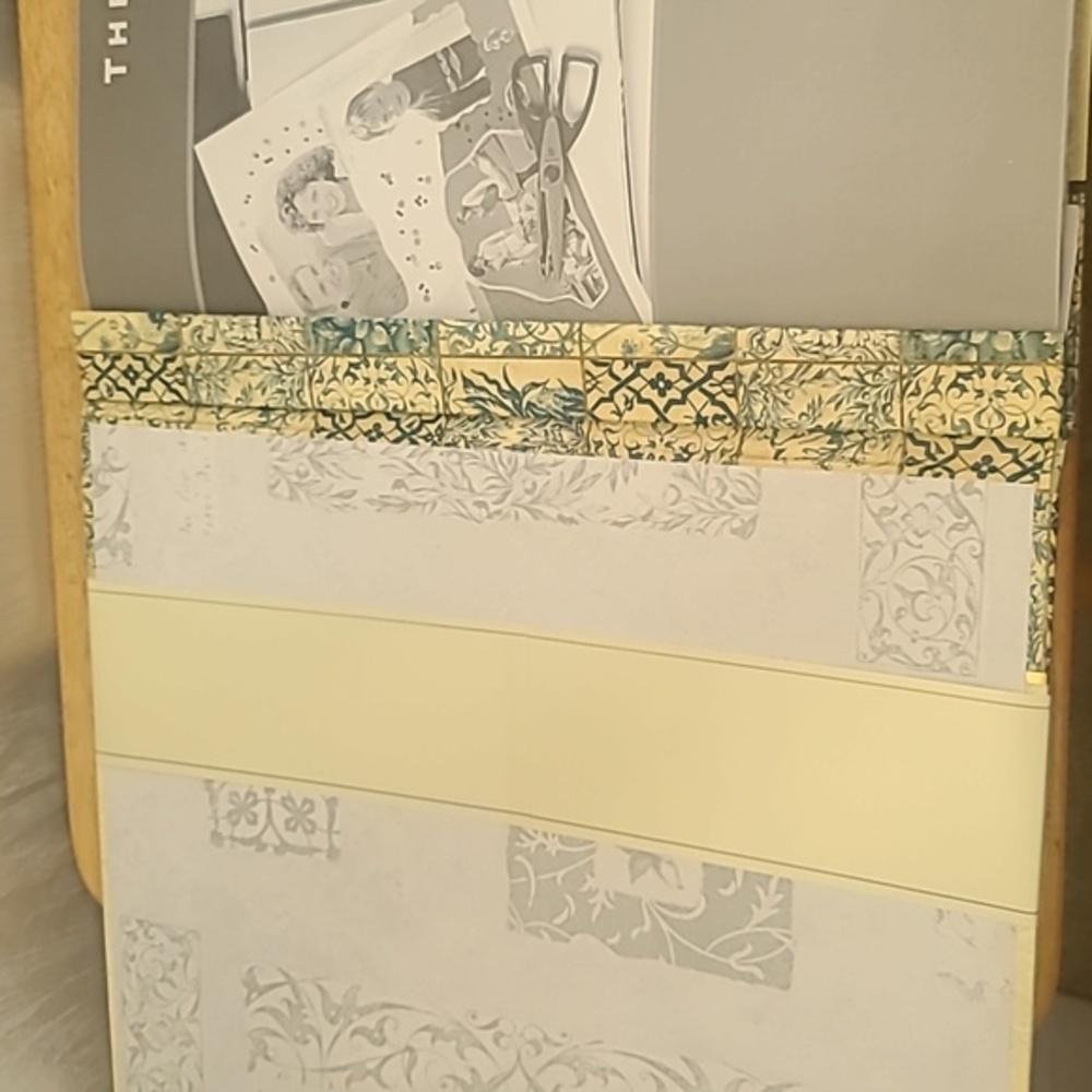 Deluxe Scrapbook/Photo Album - Picture 5 of 8